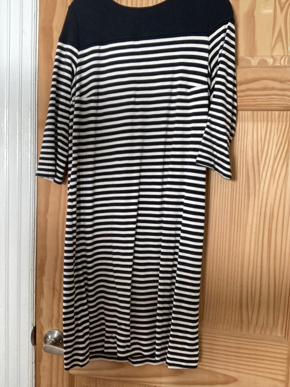 Body-con striped dress